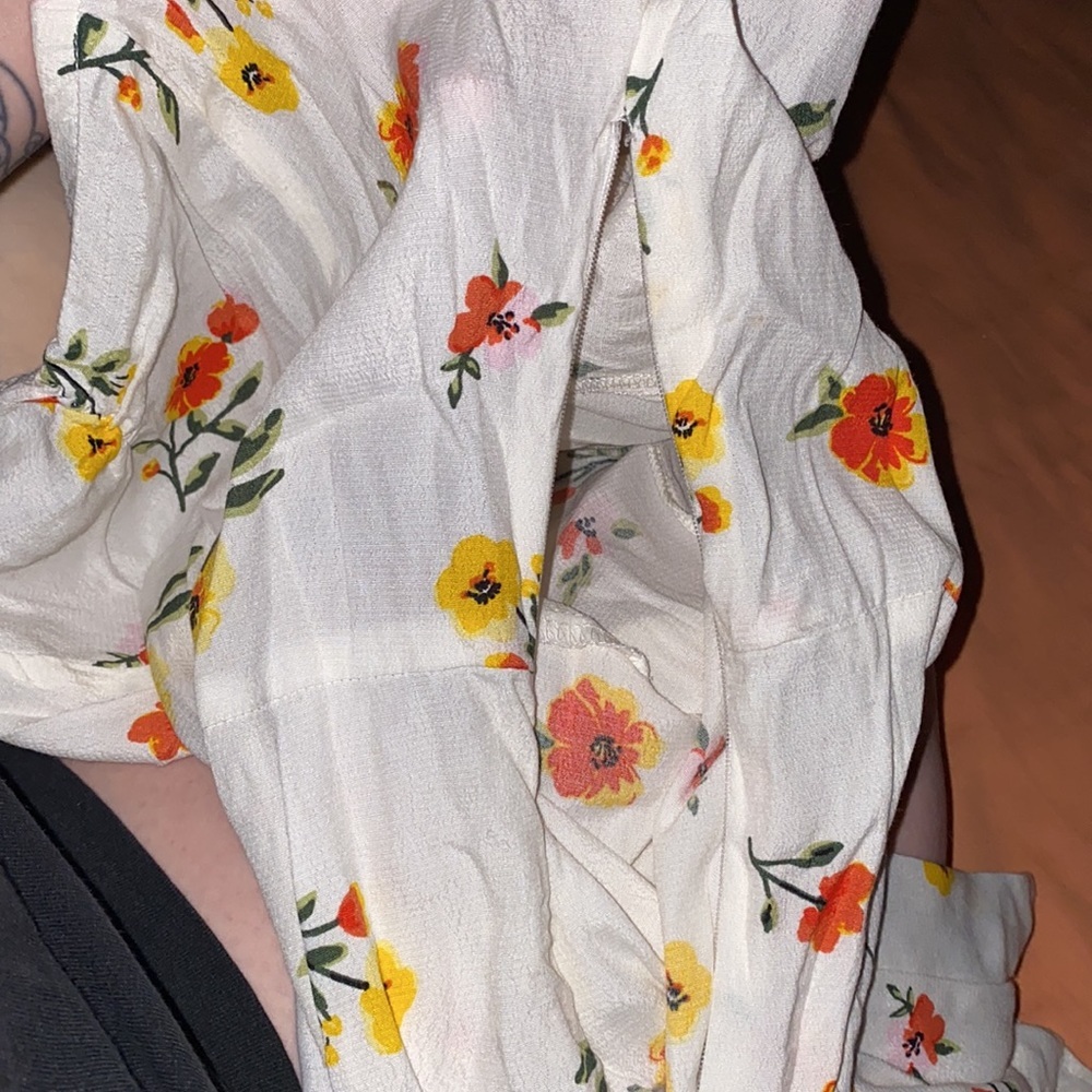 🆕 FOREVER 21 White Floral Off Shoulder Dress Size Medium - Picture 7 of 8